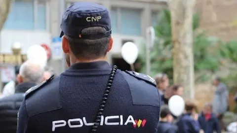 Agente de la Polic&iacute;a Nacional
