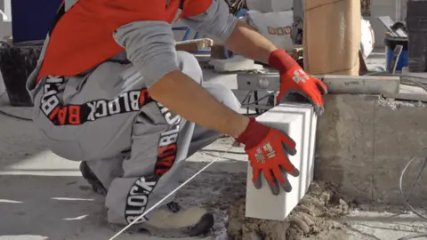 La empresa 'Baublock' crear&aacute; 150 puestos de empleo en El Puerto