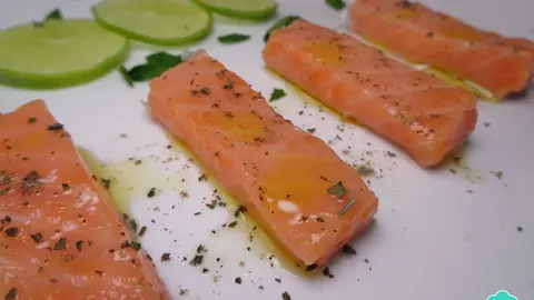 Salm&oacute;n ahumado marinado