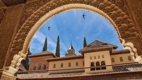Granada reactiva su turismo con una amplia oferta