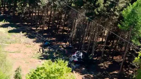 El telef&eacute;rico descolgado en el norte de Italia
