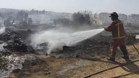 Incendio en el asentamiento de N&iacute;jar