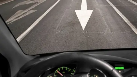 Circulando en sentido contrario - Archivo