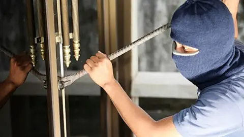 Asalto a una casa en M&aacute;laga