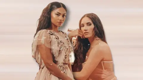 India Mart&iacute;nez y Nia Correia / El Mira