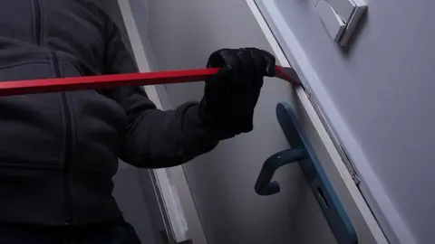 Roban una vivienda - Archivo