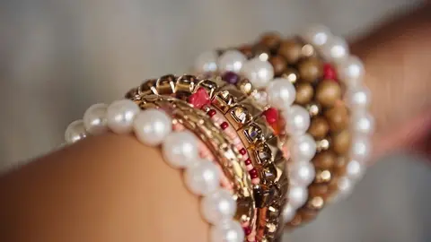 Pulseras de perlas