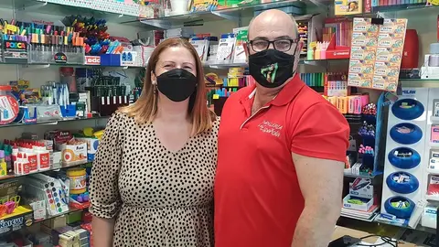 Mar&iacute;a y Diego de Papeler&iacute;a La Espa&ntilde;ola