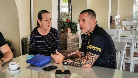 Daniel Esteve de Desokupa con Jean O'Donoghue - El MIRA