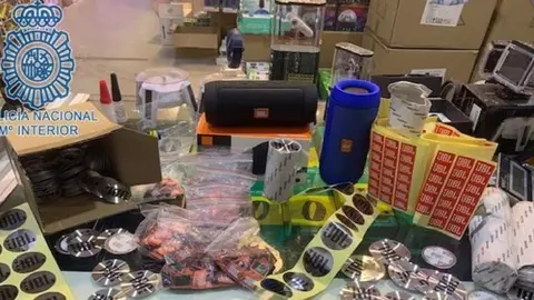 Falsificaci&oacute;n de productos en naves industriales