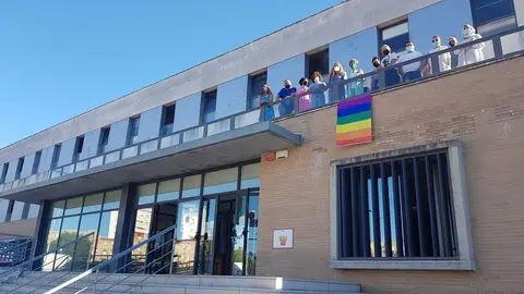 Bandera del Orgullo LGTBI en Jerez