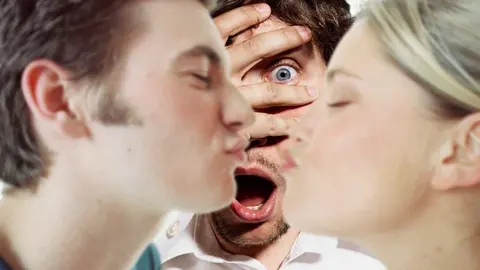 Esta es la mejor forma de besar que te har&aacute; enamorar a tu pareja