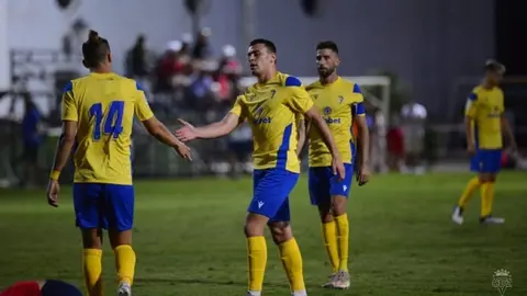 El C&aacute;diz CF gole&oacute; al Barbate