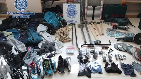 Desarticulan en C&aacute;diz, Sevilla, M&aacute;laga y C&oacute;rdoba una organizaci&oacute;n albano-kosovar especializada en robos