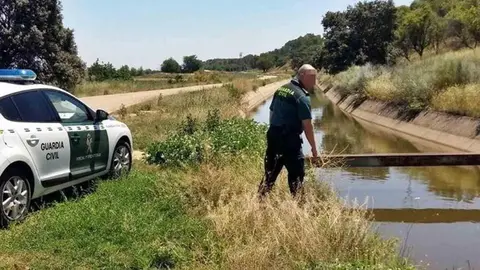 La Guardia Civil encuentra el cad&aacute;ver de una mujer en un canal de riego en Sevilla
