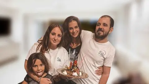 Olga Moreno: "Mi hija Lola va al psic&oacute;logo por el documental de Roc&iacute;o Carrasco"