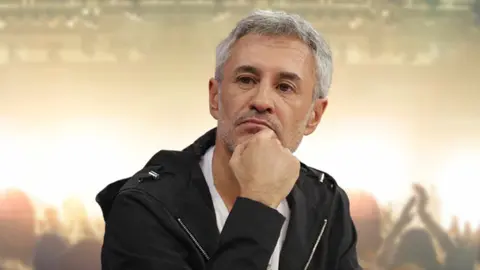 Suspenden un 'show' de Sergio Dalma tras que &eacute;l mismo animara a saltarse las normas Covid-19