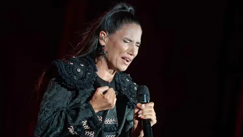 &Eacute;xito de India Mart&iacute;nez en un concierto de ensue&ntilde;o en Jerez