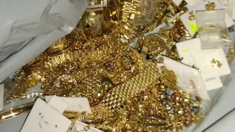 Las joyas robadas en Conil