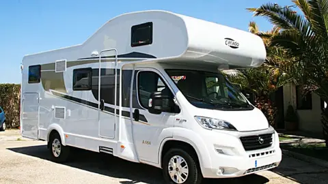 Los menores estaban ocultos en una autocaravana