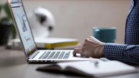 Un ni&ntilde;o ha matado a su madre mientras realizaba una videollamada de trabajo