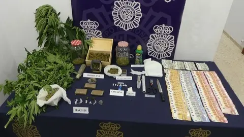 Pillan a madre e hijo vendiendo droga en Ronda (M&aacute;laga)