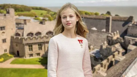 La princesa Leonor, hija del rey Felipe VI, en su nuevo colegio en Gales | Foto: El Mira