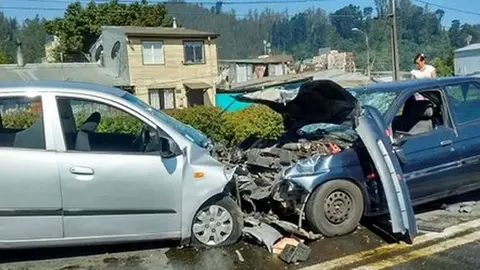 Choque entre veh&iacute;culos en Almonte