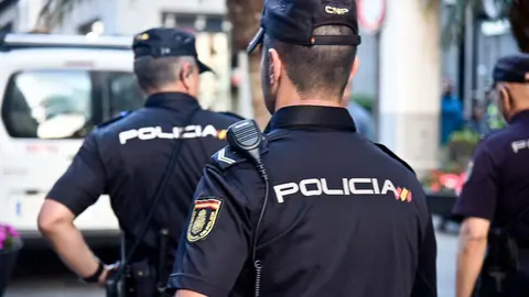La Polic&iacute;a Nacional detiene a un hombre por intentar robar en una tienda en C&oacute;rdoba