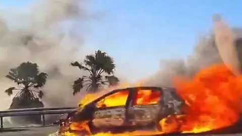 Un coche ha salido ardiendo en Benalm&aacute;dena