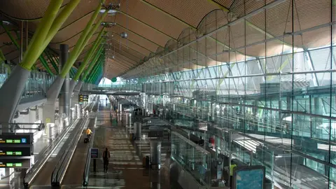 Las restricciones se prorrogan en los aeropuertos de Espa&ntilde;a