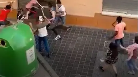 Pelea a palos en Granada