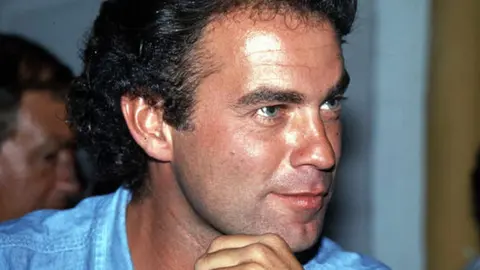 Bert&iacute;n Osborne la l&iacute;a en Instagram con su cambio f&iacute;sico a trav&eacute;s de los a&ntilde;os