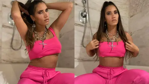 India Mart&iacute;nez la l&iacute;a en Instagram posando dentro de su ba&ntilde;era tras un concierto