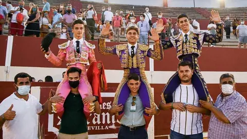 Alumnos del XXII Encuentro de Escuelas Taurinas de Andaluc&iacute;a del d&iacute;a 10 de septiembre