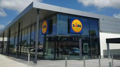 C&oacute;mo trabajar en el Lidl en la provincia de Sevilla