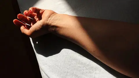 Una mujer ha sido drogada y violada durante 10 a&ntilde;os