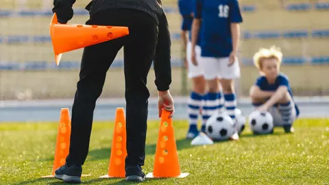 Entrenador de f&uacute;tbol 2