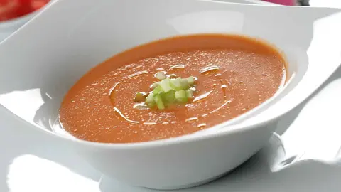 As&iacute; el gazpacho protege las neuronas