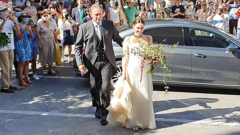 Las primeras y mejores fotos de la boda de Claudia Osborne, hija de Bert&iacute;n Osborne en Jerez