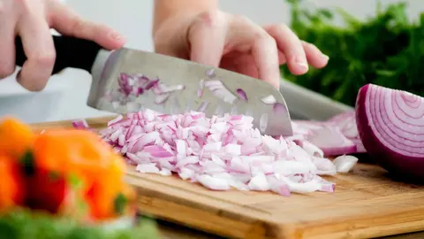 Qu&eacute; pasa si tomo cebolla todos los d&iacute;as 