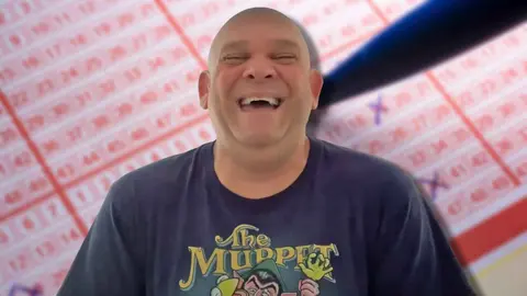 El chiste de Luis Lara del premio de la loter&iacute;a que te partes de risa