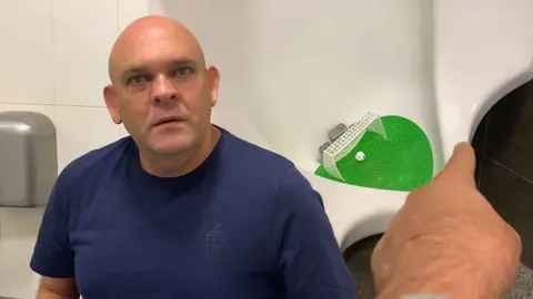 El Var se carga al Comandante Lara y a la Selecci&oacute;n de Espa&ntilde;a