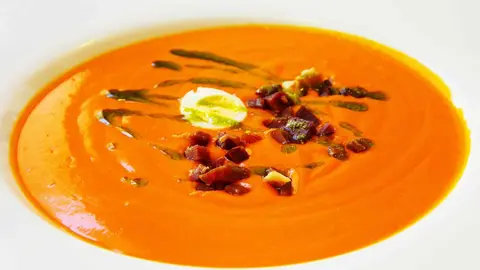 Aumenta tu energ&iacute;a comiendo salmorejo 