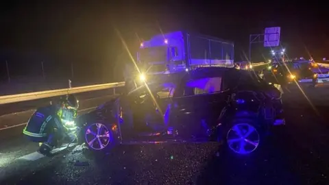 Un polic&iacute;a ha resultado herido en un accidente en M&aacute;laga