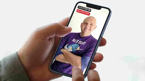 El Comandante Lara revoluciona YouTube con sus bromas y chistes &uacute;nicos