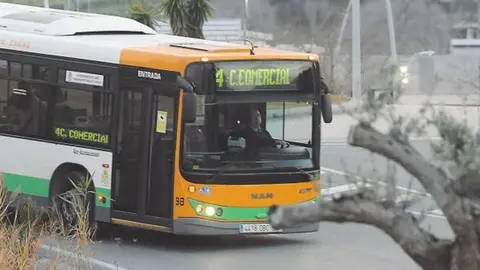 Un hombre ha conducido un cami&oacute;n sin carn&eacute; en Ja&eacute;n