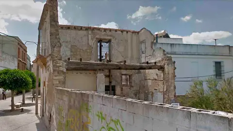 Solar donde se construir&aacute;n las nuevas viviendas en Calle Orbaneja, en Jerez