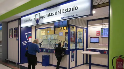 La Bonoloto ha dejado dos buenos premios en Sevilla y M&aacute;laga