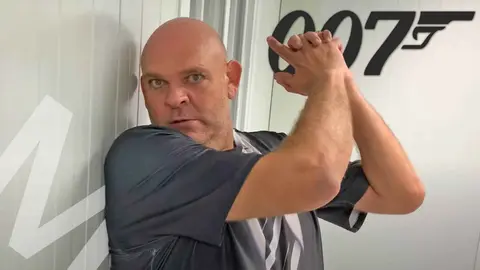 El Comandante Lara triunfa en el casting de la nueva pel&iacute;cula de James Bond